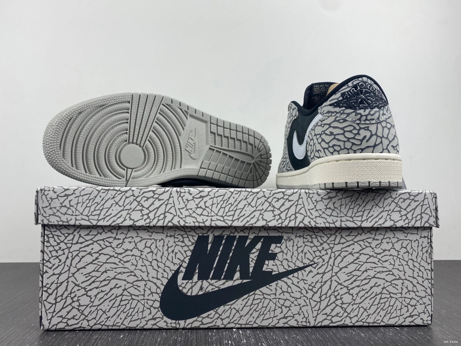 Cement Black - Jordan Low Retro CZ0790-001 1 OG 1031